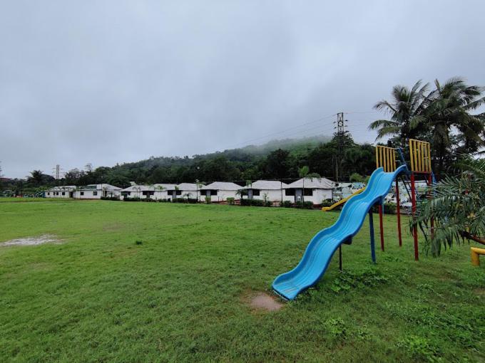 Whispering Woods Resort Lonavala Esterno foto